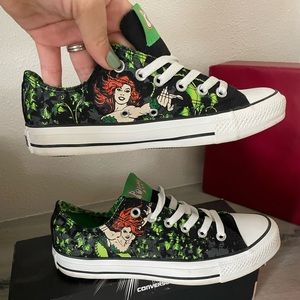 COPY - Poison Ivy DC Comics Lowtop Converse